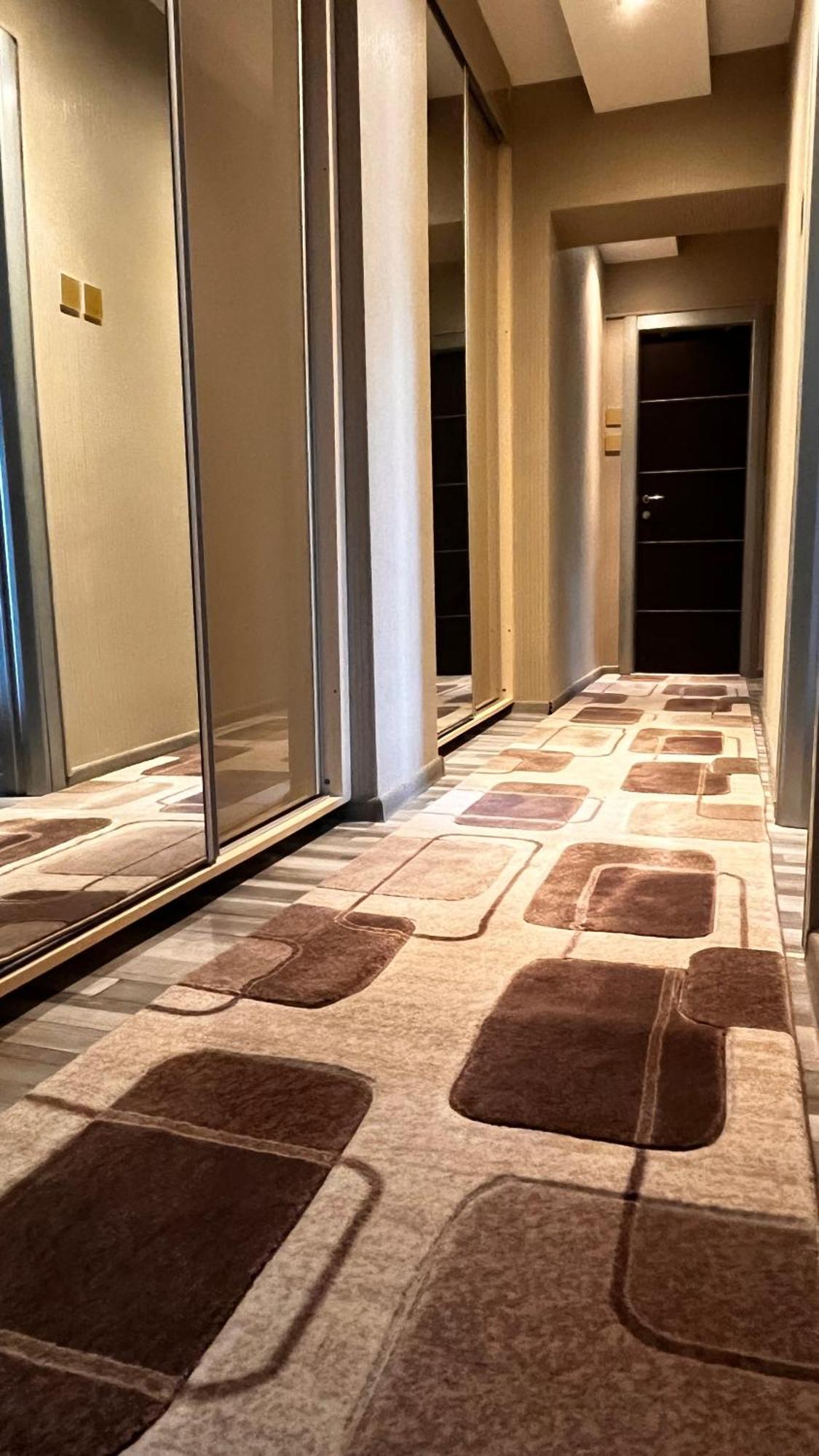 ブカレストLuxuryアパートメント エクステリア 写真